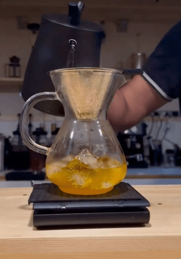 V60 brew SLOW